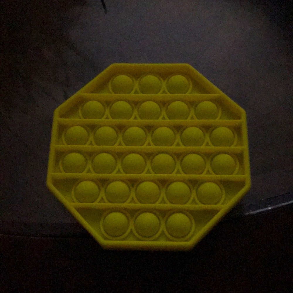 Yellow pop it